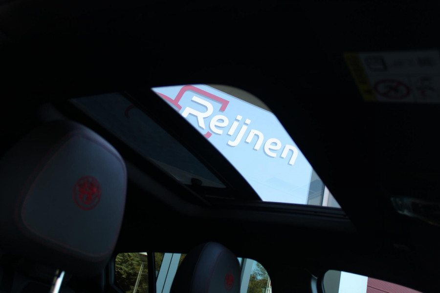 Alfa Romeo Tonale PHEV 280PK VELOCE | NIEUWE AUTO! | PANORAMISCH SCHUIF/KANTEL DAK | WINTERPACK: STOEL/STUUR VERWARMING | TECHNOLOGY PACK: PARKEERWAARSCHUWING VOOR EN ACHTER/360° CAMERA/AUTOMATISCH INPARKEREN/ AUTONOMOUS DRIVING LEVEL 2: ADAPTIVE CRUISE CONTROL/LANE CENTERING ASSIST/TRAFFIC JAM ASSIST DODEHOEK DETECTIE AUTOMATISCH DIMMENDE BUITENSPIEGELS | DRAADLOZE TELEFOONLADER | FULL LED MATRIX KOPLAMPEN | DUAL STAGE VALVE: ACTIEVE DEMPING | KEYLESS ENTRY/START | 19" LICHTMETALEN VELGEN | ROODGESPOTEN BREMBO REMKLAUWEN | NAVIGATIE | DRAADLOZE APPLE CARPLAY/ANDROID AUTO | ELEKTRISCH B