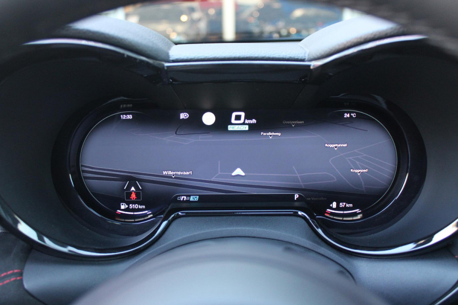 Alfa Romeo Tonale PHEV 280PK VELOCE | NIEUWE AUTO! | PANORAMISCH SCHUIF/KANTEL DAK | WINTERPACK: STOEL/STUUR VERWARMING | TECHNOLOGY PACK: PARKEERWAARSCHUWING VOOR EN ACHTER/360° CAMERA/AUTOMATISCH INPARKEREN/ AUTONOMOUS DRIVING LEVEL 2: ADAPTIVE CRUISE CONTROL/LANE CENTERING ASSIST/TRAFFIC JAM ASSIST DODEHOEK DETECTIE AUTOMATISCH DIMMENDE BUITENSPIEGELS | DRAADLOZE TELEFOONLADER | FULL LED MATRIX KOPLAMPEN | DUAL STAGE VALVE: ACTIEVE DEMPING | KEYLESS ENTRY/START | 19" LICHTMETALEN VELGEN | ROODGESPOTEN BREMBO REMKLAUWEN | NAVIGATIE | DRAADLOZE APPLE CARPLAY/ANDROID AUTO | ELEKTRISCH B