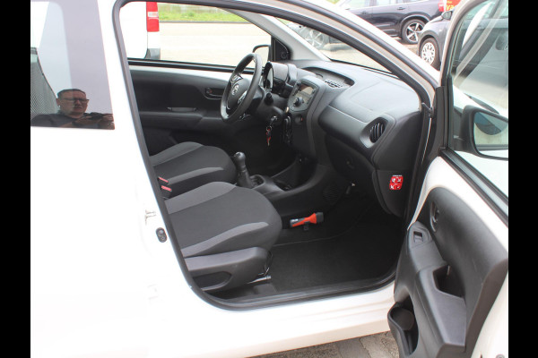 Toyota Aygo 1.0 VVT-i x-fun | 12 MAANDEN GARANTIE |