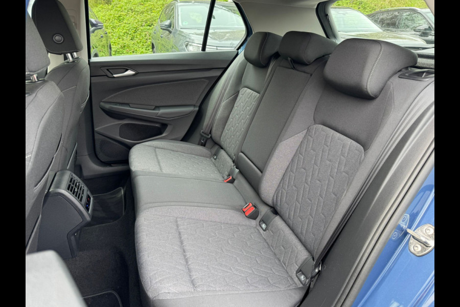 Volkswagen Golf 1.5 TSI 115PK LIFE CAMERA/NAVI/HEAD-UP wordt verwacht!