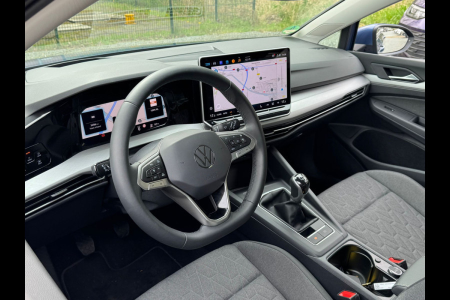 Volkswagen Golf 1.5 TSI 115PK LIFE CAMERA/NAVI/HEAD-UP wordt verwacht!