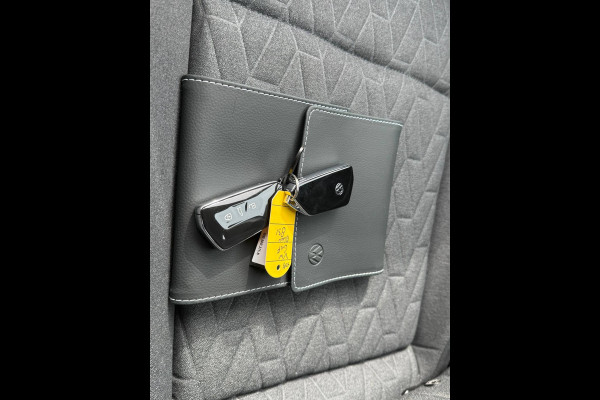 Volkswagen Golf 1.5 TSI 115PK LIFE CAMERA/NAVI/HEAD-UP wordt verwacht!