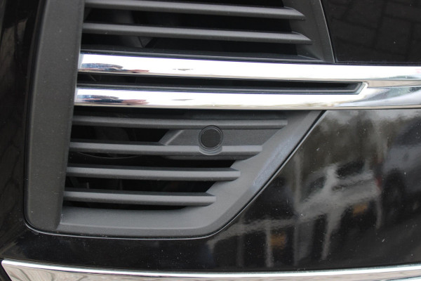 Volvo XC60 2.0 T6 340PK PHEV AWD INSCRIPTION EXCLUSIVE | PANORAMA SCHUIF/KANTEL DAK | LEDEREN BEKLEDING "MORITZ" MET COMFORT STOELEN | HARMAN KARDON AUDIO SYSTEEM | ELEKTRISCH WEGKLAPBARE TREKHAAK | ACHTERUITRIJ CAMERA | PARKEERSENSOREN VOOR + ACHTER | 19" "5-MULTISPAAKS BLACK DIAMONT CUT INSCRIPTION | NAVIGATIESYSTEEM OP BASIS VAN GOOGLE MAPS | APPLE CARPLAY/ANDROID AUTO | KEYLESS ENTRY/START | STANDVERWARMING | ELEKTRISCH BEDIENBARE ACHTERKLEP | INTELLSAFE ASSIST (O.A. ADAPTIVE CRUISE CONTROL MET PILOT ASSIST) | ELEKTRISCH VERSTELBARE BESTUURDERSSTOEL MET GEHEUGENFUNCTIE EN ZIT