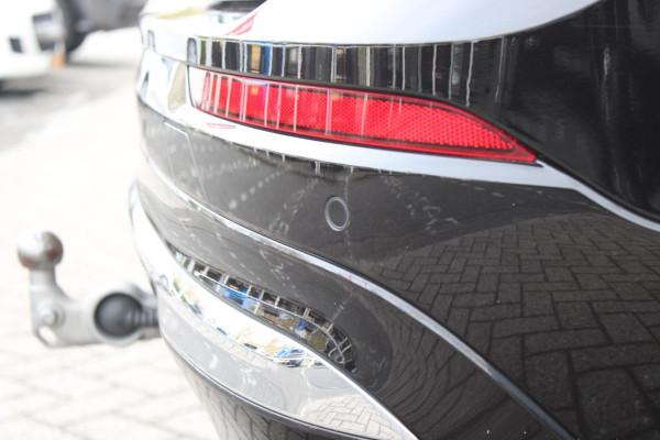 Volvo XC60 2.0 T6 340PK PHEV AWD INSCRIPTION EXCLUSIVE | PANORAMA SCHUIF/KANTEL DAK | LEDEREN BEKLEDING "MORITZ" MET COMFORT STOELEN | HARMAN KARDON AUDIO SYSTEEM | ELEKTRISCH WEGKLAPBARE TREKHAAK | ACHTERUITRIJ CAMERA | PARKEERSENSOREN VOOR + ACHTER | 19" "5-MULTISPAAKS BLACK DIAMONT CUT INSCRIPTION | NAVIGATIESYSTEEM OP BASIS VAN GOOGLE MAPS | APPLE CARPLAY/ANDROID AUTO | KEYLESS ENTRY/START | STANDVERWARMING | ELEKTRISCH BEDIENBARE ACHTERKLEP | INTELLSAFE ASSIST (O.A. ADAPTIVE CRUISE CONTROL MET PILOT ASSIST) | ELEKTRISCH VERSTELBARE BESTUURDERSSTOEL MET GEHEUGENFUNCTIE EN ZIT