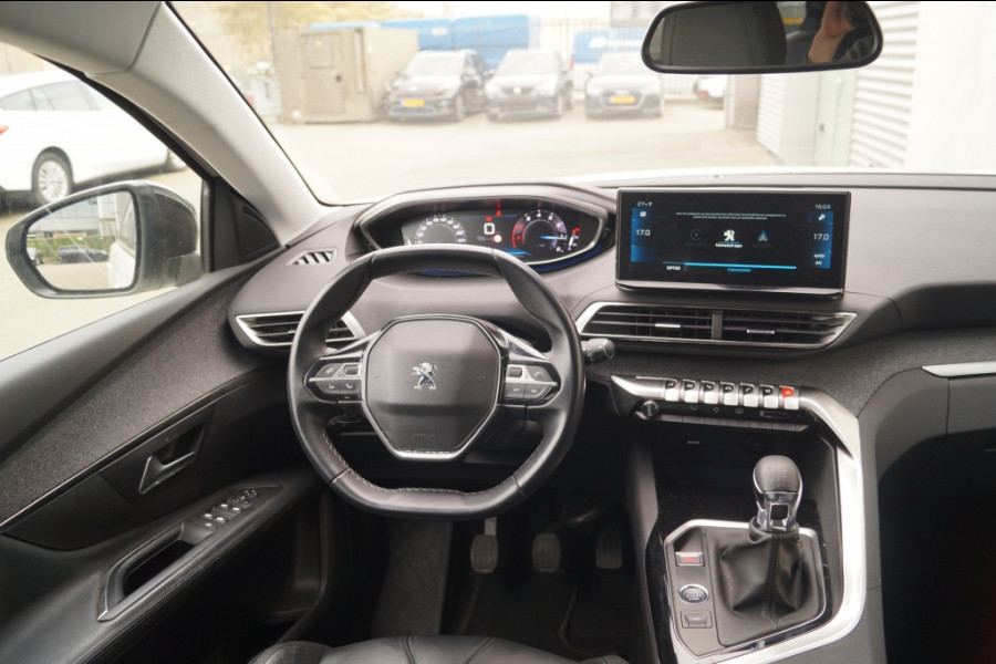 Peugeot 5008 1.2 PureTech Allure Pack Business 7-persoons -LEER-TREKHAAK-