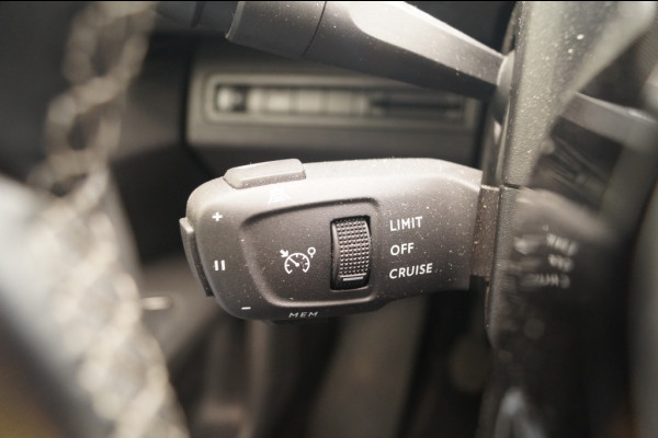 Peugeot 5008 1.2 PureTech Allure Pack Business 7-persoons -LEER-TREKHAAK-