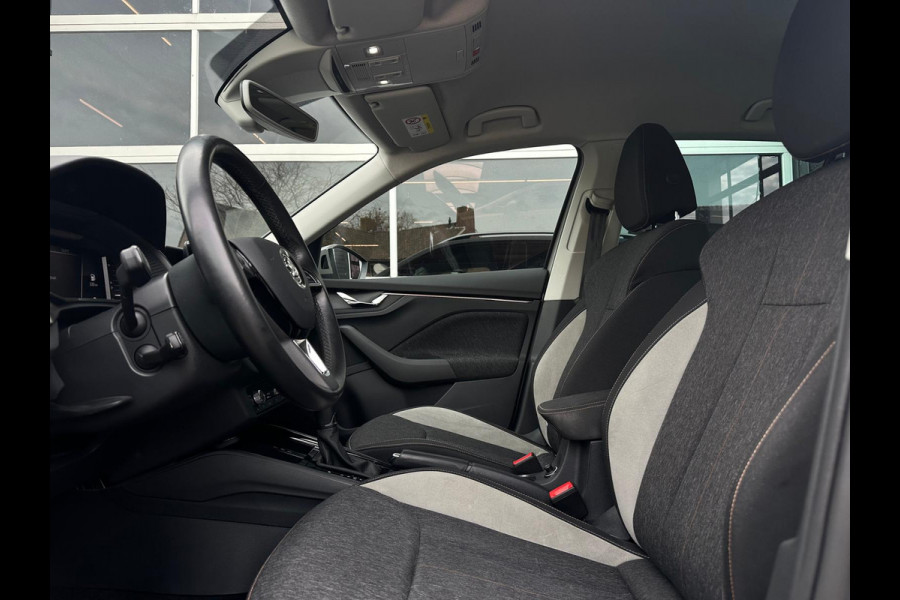 Škoda Kamiq 1.0 TSI Style, Automaat, Virtual Cockpit, Cruise, Navi, Trekhaak, Camera, PDC