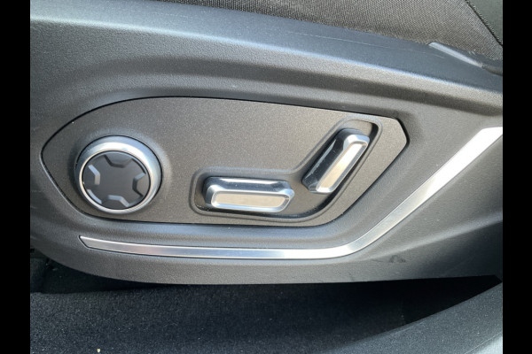 Lynk & Co 01 1.5 PHEV 262PK Adapt.Cruise ZwarteHemel 360° Cam Carplay Plug-in Stoelverw Vol opties!