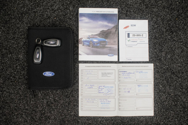 Ford FOCUS Wagon 1.0 EcoBoost Trend Edition Business [ Carplay Keyless Rijstrooksensor Parkeersensoren Navigatie Climate Control ]