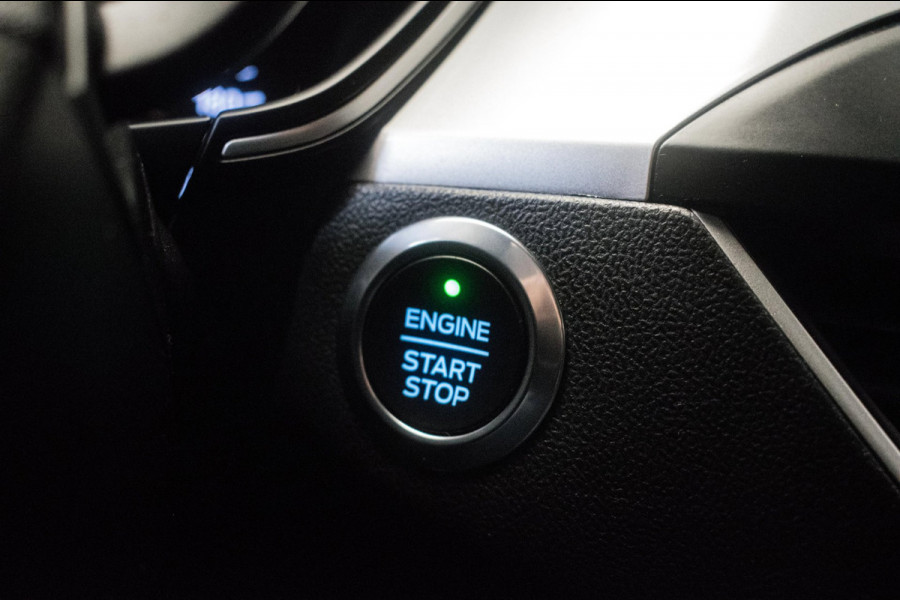 Ford FOCUS Wagon 1.0 EcoBoost Trend Edition Business [ Carplay Keyless Rijstrooksensor Parkeersensoren Navigatie Climate Control ]