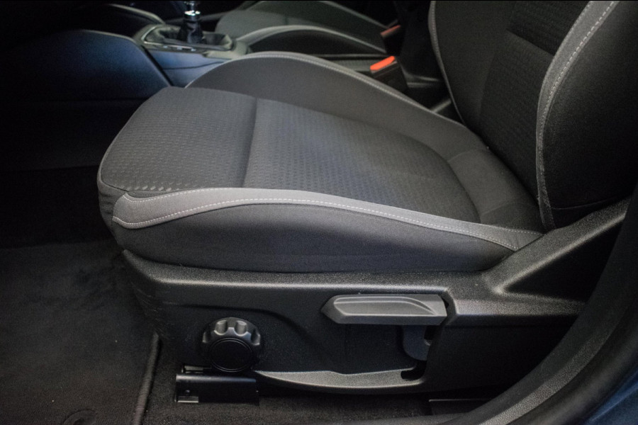 Ford FOCUS Wagon 1.0 EcoBoost Trend Edition Business [ Carplay Keyless Rijstrooksensor Parkeersensoren Navigatie Climate Control ]