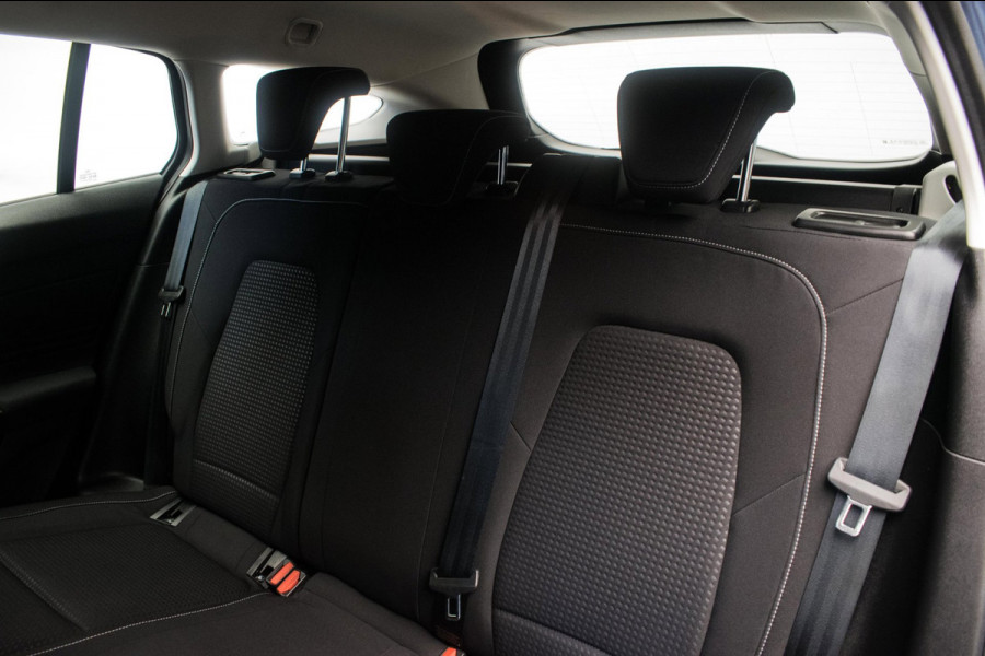 Ford FOCUS Wagon 1.0 EcoBoost Trend Edition Business [ Carplay Keyless Rijstrooksensor Parkeersensoren Navigatie Climate Control ]