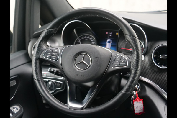 Mercedes-Benz V-Klasse V300d 4-Matic | Extra Lang | AMG | burmester | distronic+