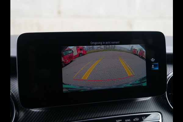 Mercedes-Benz V-Klasse V300d 4-Matic | Extra Lang | AMG | burmester | distronic+