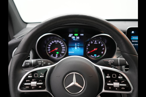 Mercedes-Benz GLC 300e 4MATIC AMG PHEV 320pk Dealer O.H | Panodak | Adaptive Cruise | Sportstoelen Memory | Burmester | AMG Exterieur | Head Up | Camera | Keyless | Plug In Hybrid |