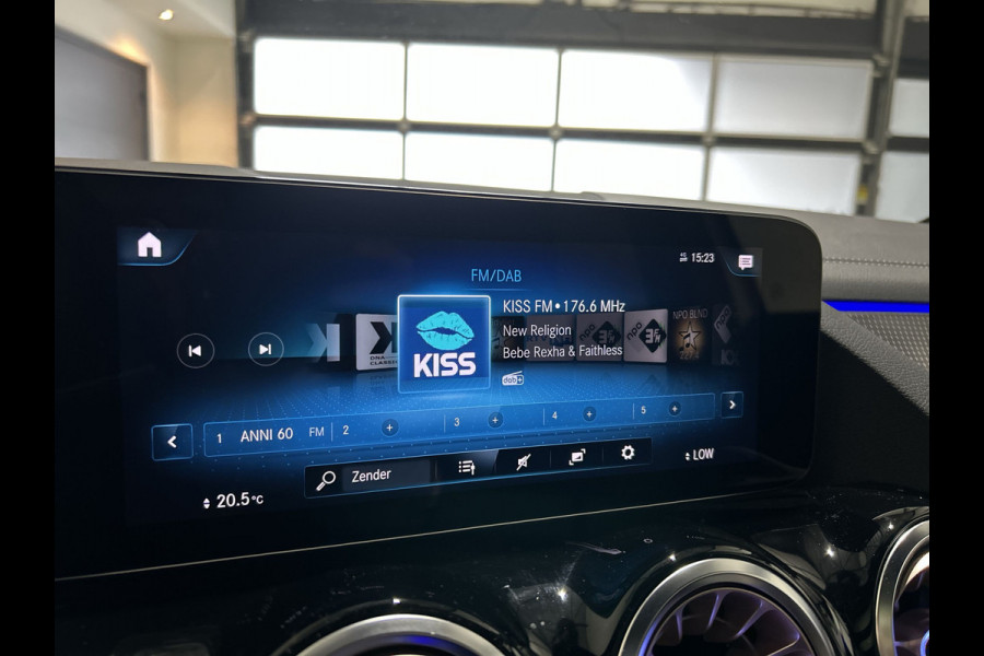 Mercedes-Benz EQA 250+ Electric Art 71 kWh Advanced plus , Pano, ACC, Premium Soh (batterijcheck) Waarde 98,3 %