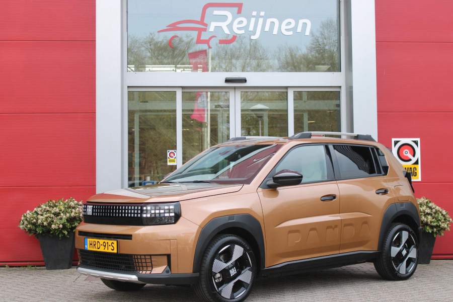Fiat Grande Panda LA PRIMA 113PK 11 kW 44 kWh | WINTERPACK: STOEL/STUUR/VOORRUIT VERWARMING | DRAADLOZE APPLE CARPLAY/ANDROID AUTO | NAVIGATIE | ACHTERUITRIJCAMERA | PARKEERSENSOREN VOOR + ACHTER | DRAADLOZE TELEFOONLADER | LED KOPLAMPEN | CLIMATE CONTROL | 3-FASE | 17" LICHTMETALEN VELGEN | PRIVACY GLASS | ACHTERSPOILER |