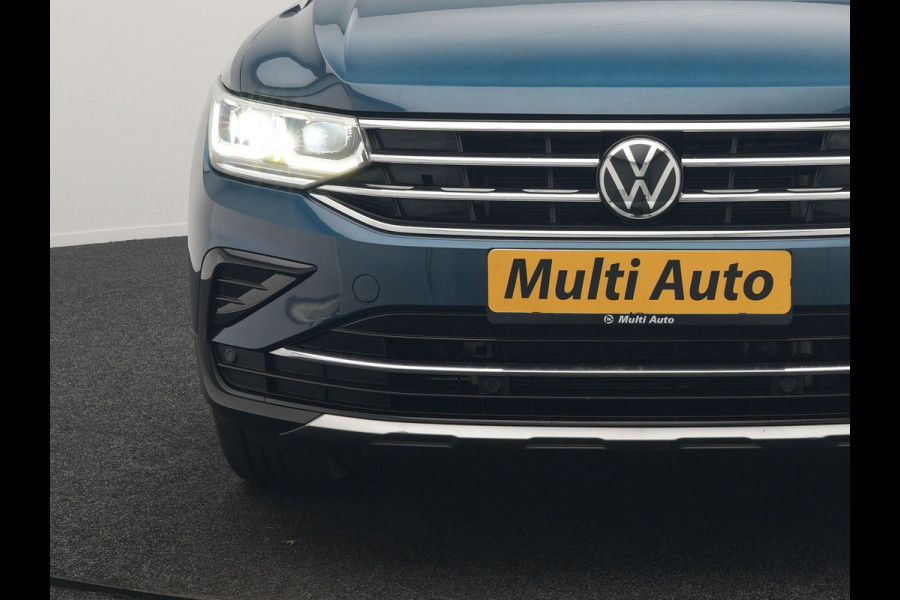 Volkswagen Tiguan 1.4 TSI eHybrid Elegance PHEV 245pk Dealer O.H. | Trekhaak Af Fabriek | Adaptive Cruise | IQ Light | Camera | Lederen Comfortzetels Memory & Verwarmd | Sfeerverlichting | Apple Carplay | Stuur Verwarmd | Navigatie | DAB | Plug In Hybrid |