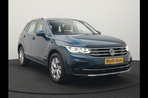 Volkswagen Tiguan 1.4 TSI eHybrid Elegance PHEV 245pk Dealer O.H. | Trekhaak Af Fabriek | Adaptive Cruise | IQ Light | Camera | Lederen Comfortzetels Memory & Verwarmd | Sfeerverlichting | Apple Carplay | Stuur Verwarmd | Navigatie | DAB | Plug In Hybrid |