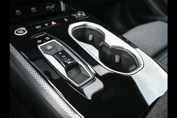 Audi A6 Avant 2.0 e-hybrid Quattro S-Line | Memory S-Seats | Achteras besturing | 21inch. wheels | 360 Camera | Adaptive cruise