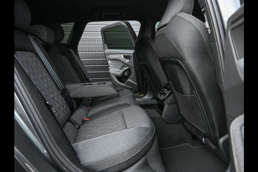 Audi A6 Avant 2.0 e-hybrid Quattro S-Line | Memory Seats | Achteras besturing | Stylingkit | 360 Camera | Adaptive cruise