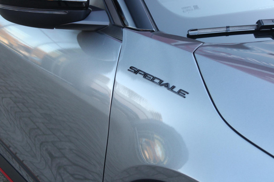 Alfa Romeo junior ELETTRICA SPECIALE 156PK 54 kWh | "SABELT" SPORTSTOELEN ELEKTRISCH VERSTELBAAR MET LEDEREN/ALCANTARA BEKLEDING | PANORAMISCH SCHUIF/KANTEL DAK | BICOLOR DAK (ZWART DAK) | WARMTEPOMP | TECHNOLOGIE PAKKET (O.A. FULL LED ADAPTIVE MATRIX KOPLAMPEN/DODEHOEK DETECTIE/DRAADLOZE TELEFOONLADER/ACHTERUITRIJ CAMERA/PARKEERSENSOREN VOOR, ACHTER,ZIJKANT) | DRAADLOZE APPLE CARPLAY/ANDROID AUTO | CLIMATE CONTROL | ELEKTRISCH BEDIENBARE ACHTERKLEP | STOEL VERWARMING | ELEKTRISCH BEDIENBARE VOORSTOEL | VERKEERSBORDEN HERKENNING | ADAPTIVE CRUISE CONTROL | KEYLESS ENTRY/START |