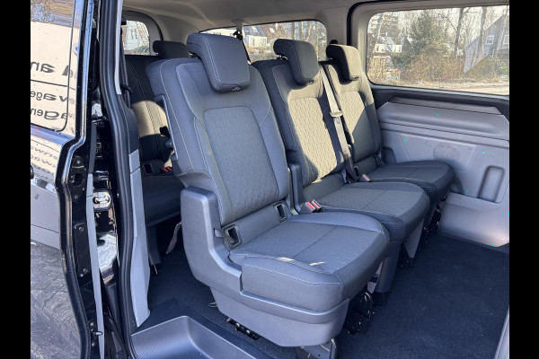 Ford Transit Custom 340 2.5 PHEV L2H1 Limited | 233pk | Kombi | Incl. BTW/BPM | 162 | Dubbele zijschuifdeur | Privacy Glass | Inklapbare trekhaak | 17 inch lichtmetalen velgen | Driver Assistance Pack Premium | Verwarmbaar stuurwiel