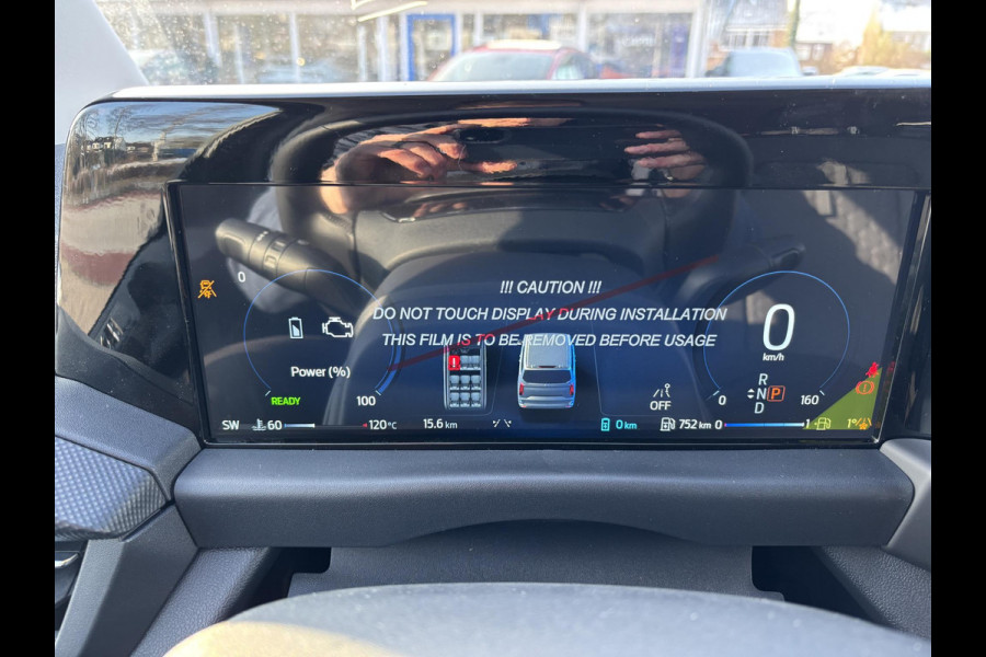 Ford Transit Custom 340 2.5 PHEV L2H1 Limited | 233pk | Kombi | Incl. BTW/BPM | 162 | Dubbele zijschuifdeur | Privacy Glass | Inklapbare trekhaak | 17 inch lichtmetalen velgen | Driver Assistance Pack Premium | Verwarmbaar stuurwiel