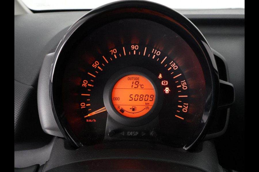 Toyota Aygo 1.0 VVT-i X SILVERLINE FUN AIRCO COMFORT PACK AIRCO.5 DRS .GARANTIE TOT 2031 !