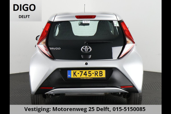 Toyota Aygo 1.0 VVT-i X SILVERLINE FUN AIRCO COMFORT PACK AIRCO.5 DRS .GARANTIE TOT 2031 !