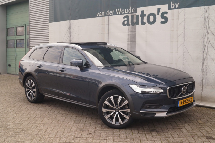 Volvo V90 Cross Country 2.0 B5 250pk AWD Pro -PANO-LEER-CAM-ECC-NAVI-