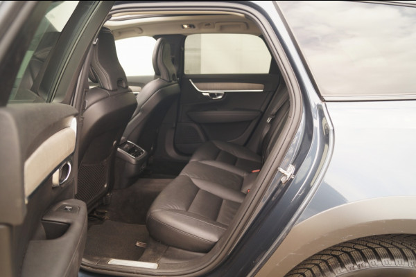 Volvo V90 Cross Country 2.0 B5 250pk AWD Pro -PANO-LEER-CAM-ECC-NAVI-