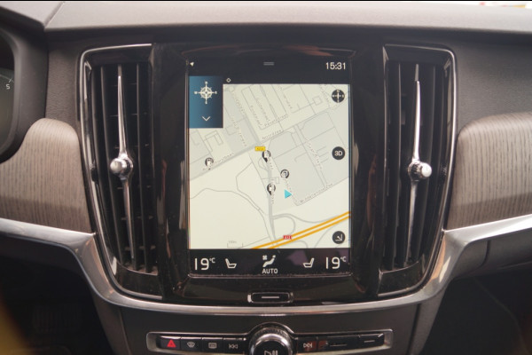 Volvo V90 Cross Country 2.0 B5 250pk AWD Pro -PANO-LEER-CAM-ECC-NAVI-
