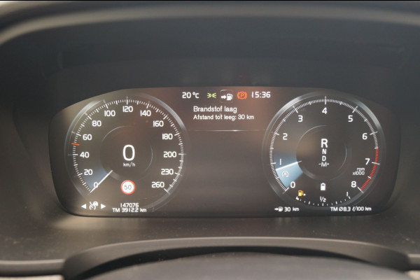 Volvo V90 Cross Country 2.0 B5 250pk AWD Pro -PANO-LEER-CAM-ECC-NAVI-