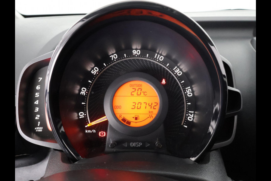 Toyota Aygo 1.0 VVT-i X-OTIC CABRIOLET 30.000 KM !! GARANTIE TOT 3-2029! LEDER.CARPLAY NAVI.AIRCO.LMV CAMERA !