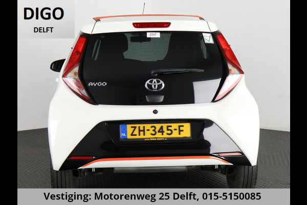 Toyota Aygo 1.0 VVT-i X-OTIC CABRIOLET 30.000 KM !! GARANTIE TOT 3-2029! LEDER.CARPLAY NAVI.AIRCO.LMV CAMERA !