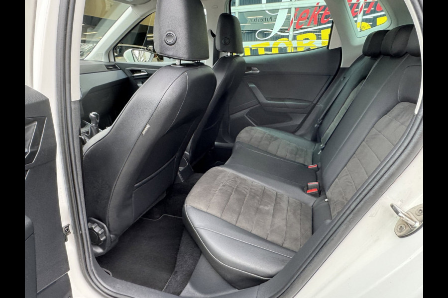 Seat Arona 1.0 TSI FR -URBAN - Apple Carplay / Navigatie I Airco I Sport pakket I PDC I Achteruitrij Camera I Dealer onderhouden
