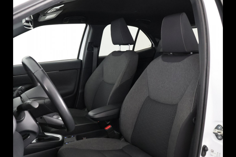 Toyota Yaris Cross 1.5 HYBRIDE DYNAMIC LUXERY BITONE GARANTIE 4-2032 * BLIND SPOT . NAVI.CAMERA. PDC V+A.