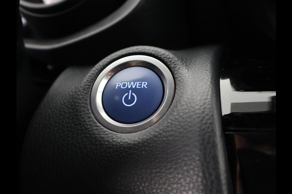 Toyota Yaris Cross 1.5 HYBRIDE DYNAMIC LUXERY BITONE GARANTIE 4-2032 * BLIND SPOT . NAVI.CAMERA. PDC V+A.