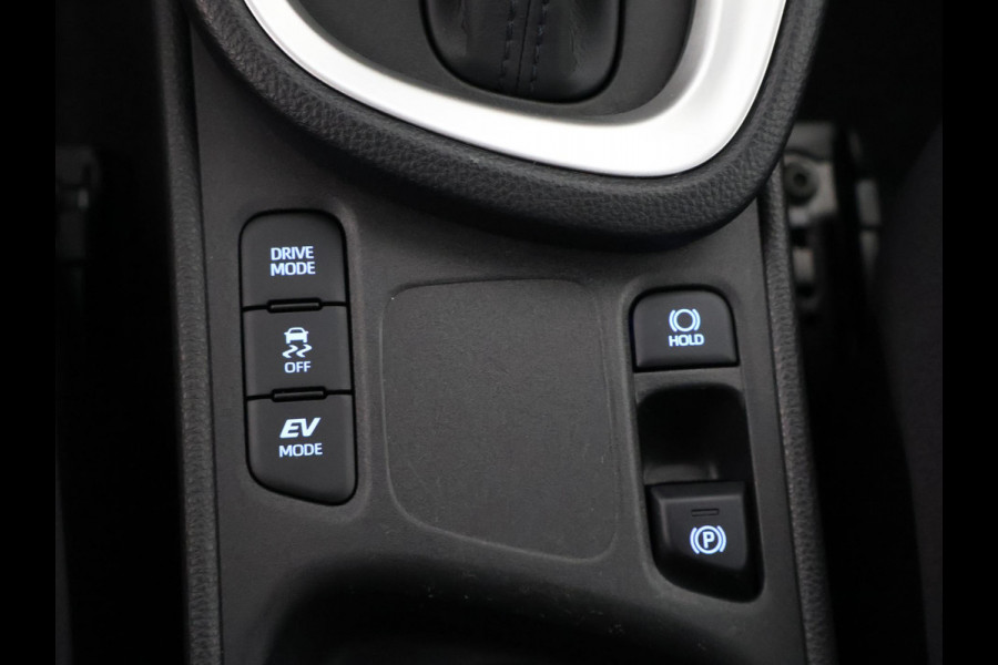 Toyota Yaris Cross 1.5 HYBRIDE DYNAMIC LUXERY BITONE GARANTIE 4-2032 * BLIND SPOT . NAVI.CAMERA. PDC V+A.