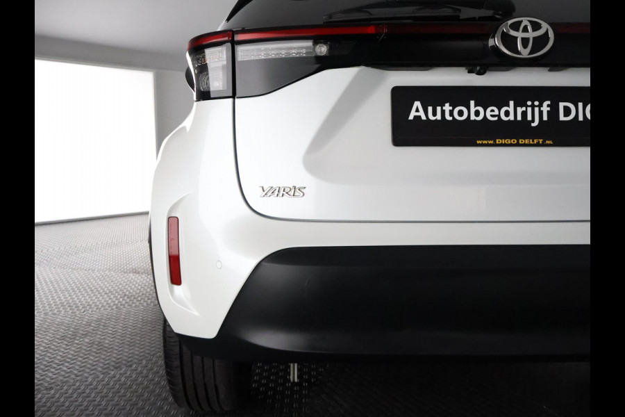 Toyota Yaris Cross 1.5 HYBRIDE DYNAMIC LUXERY BITONE GARANTIE 4-2034 * BLIND SPOT . NAVI.CAMERA. PDC V+A.