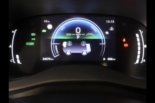 Toyota Yaris Cross 1.5 HYBRIDE DYNAMIC LUXERY BITONE GARANTIE 4-2034 * BLIND SPOT . NAVI.CAMERA. PDC V+A.