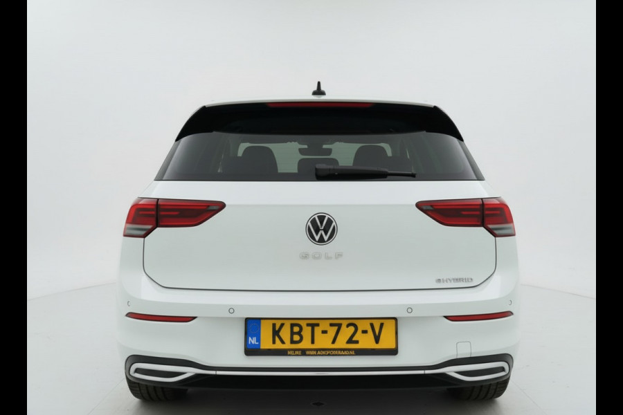 Volkswagen Golf 1.4 eHybrid 204PK DSG STYLE CAMERA/NAVI/STUURVERW.