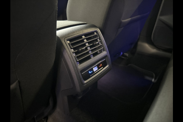 Volkswagen Golf 1.4 eHybrid 204PK DSG STYLE CAMERA/NAVI/STUURVERW.