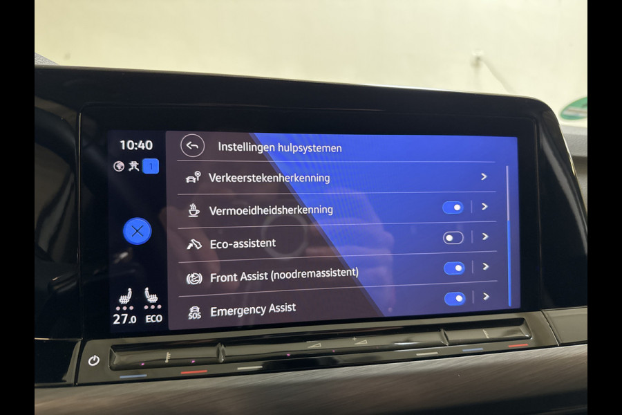 Volkswagen Golf 1.4 eHybrid 204PK DSG STYLE CAMERA/NAVI/STUURVERW.