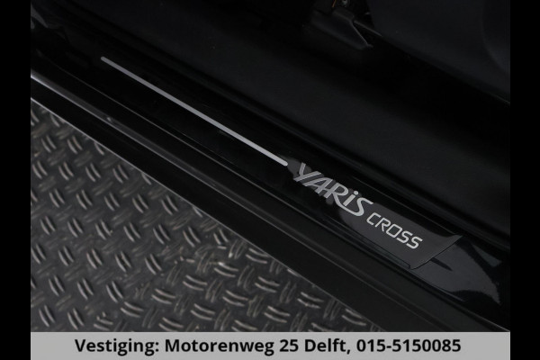 Toyota Yaris Cross 1.5 HYBRID DYNAMIC LUXERY BIJNA 2025 GARANT 12-'34 PDC V+A. BLIND SPOT. STUUR/STOELVERWARMING APPLE CARPLAY/ANDROID.