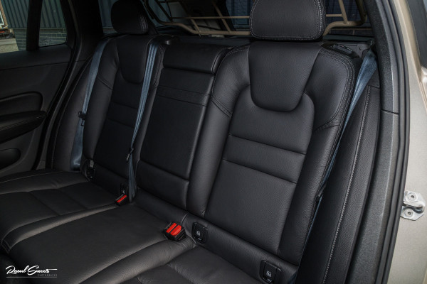 Volvo V60 Cross Country 2.0 T5 AWD Pro | Adaptieve cruise | Harman Kardon | Memory | Blis |