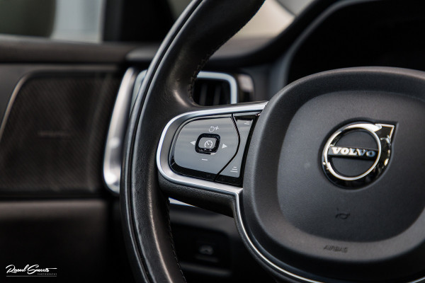 Volvo V60 Cross Country 2.0 T5 AWD Pro | Adaptieve cruise | Harman Kardon | Memory | Blis |