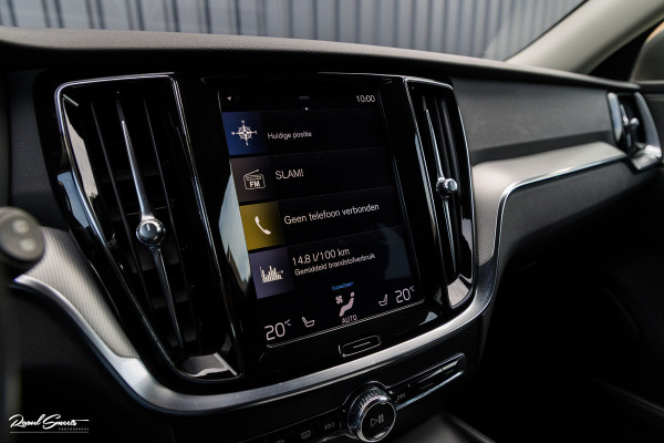 Volvo V60 Cross Country 2.0 T5 AWD Pro | Adaptieve cruise | Harman Kardon | Memory | Blis |