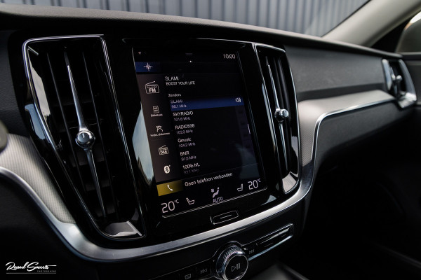 Volvo V60 Cross Country 2.0 T5 AWD Pro | Adaptieve cruise | Harman Kardon | Memory | Blis |